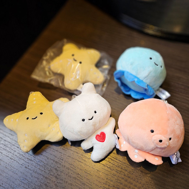 Companions of Japanese genuine QUALIA sea