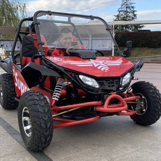 UTV Kart четырехколесный внедорожный мотоцикл, всеобъемлющий горный велосипед ATV Двойной четырехколесный интернет-картин