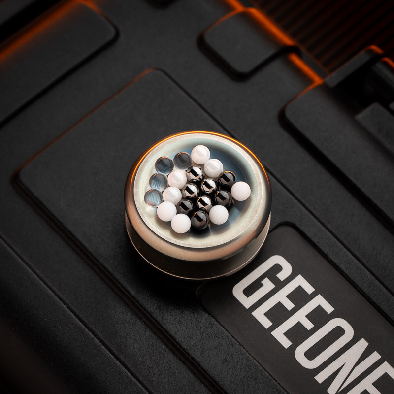 指玩屋 推牌猪币珠子配件包 EDC玩具DIY指尖陀螺 盘云 猪鼻子,淘宝优惠券,粉丝福利购,淘宝优惠卷