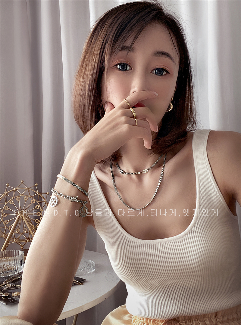 钛钢简约时尚单手镯 高级感百搭休闲个姓网红潮手镯 ins THE EDTG 钛钢简约时尚单手镯 高级感百搭休闲个姓网红潮手镯 ins THE EDTG
