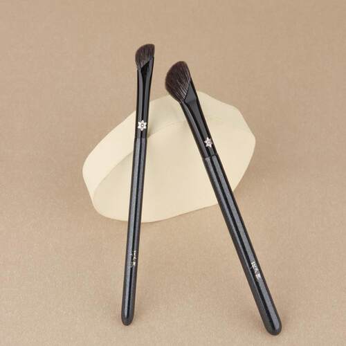 花儿期化妆刷H612镰刀鼻影刷斜头高光修容刷指腹阴影刷子大号小号 - 图3