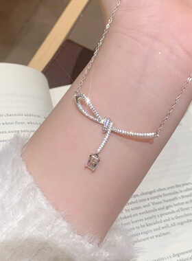 「蝴蝶结方糖丝带」S999纯银项链