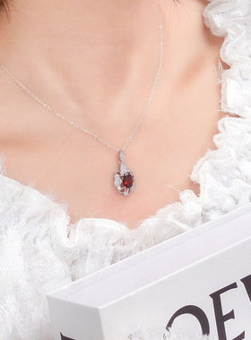 S925纯银项链女天然水晶石托帕石吊坠轻奢彩宝高端锁骨链
