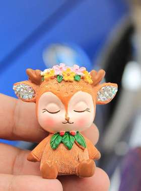 汽车用品创意摆件男女 网红ins小鹿车内饰品公仔车载摆件女