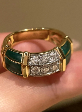 孔雀石镶钻戒指奢华大气