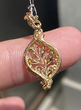 复古镂空花丝树叶吊坠