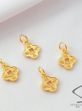 森光强保色镶锆生肖吊坠