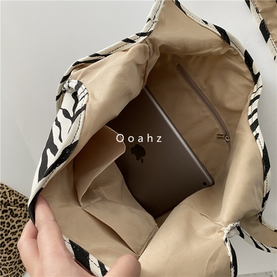 ooahz独特版型|炸街豹纹包包单肩斜跨两用帆布包小个子购物袋-图3