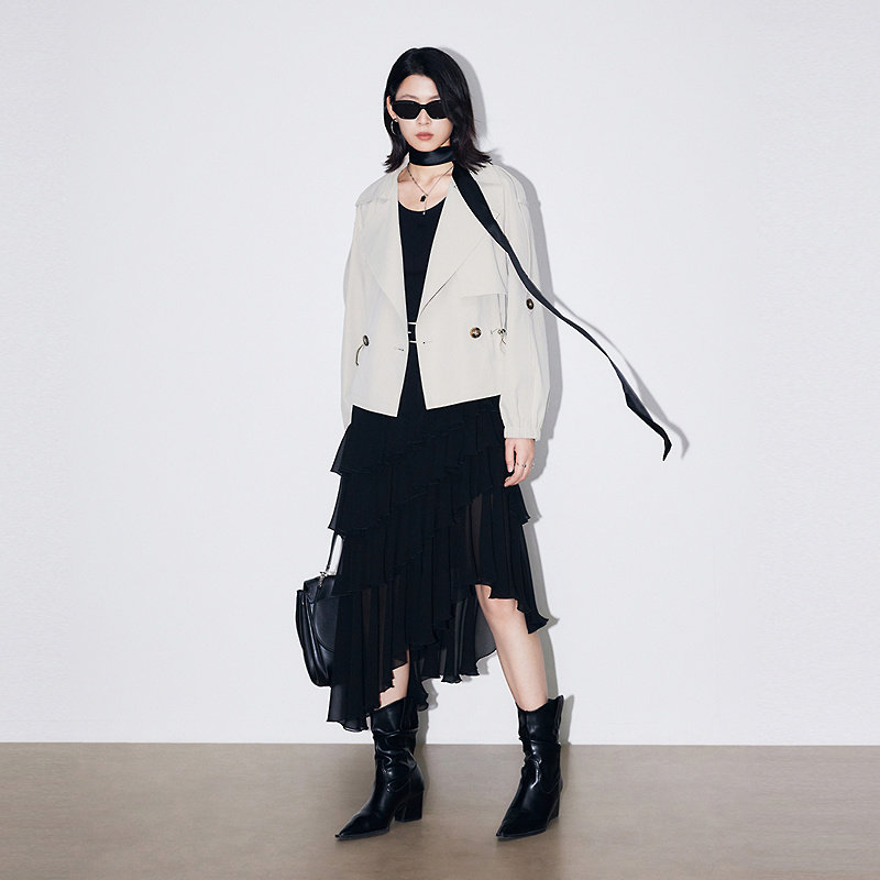 FF仿佛短外套女2026春新款复古大翻领肩章风衣飞行员夹克短款外套,淘宝优惠券,粉丝福利购,淘宝优惠卷