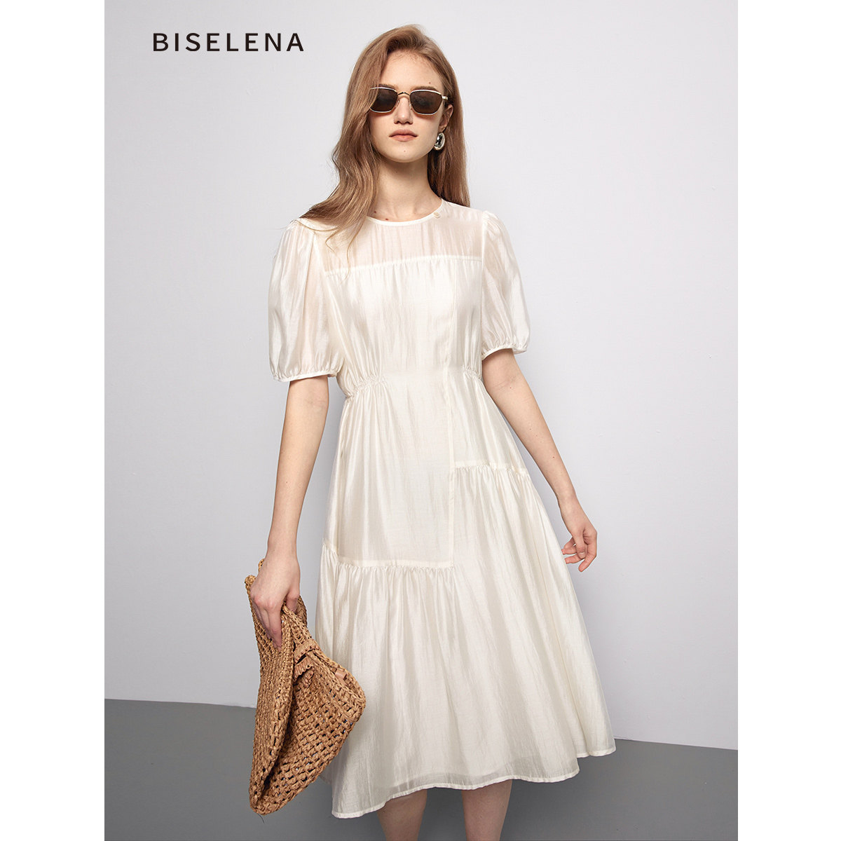  贝茜妮服饰连衣裙