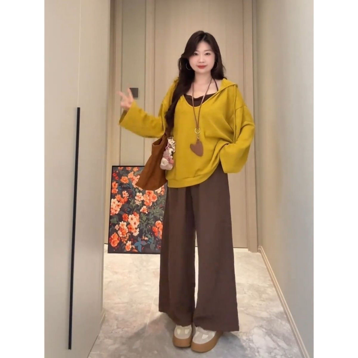 大码女装连帽v领卫衣挂脖背心套装2025早秋胖mm遮肉巨显瘦两件套,淘宝优惠券,粉丝福利购,淘宝优惠卷