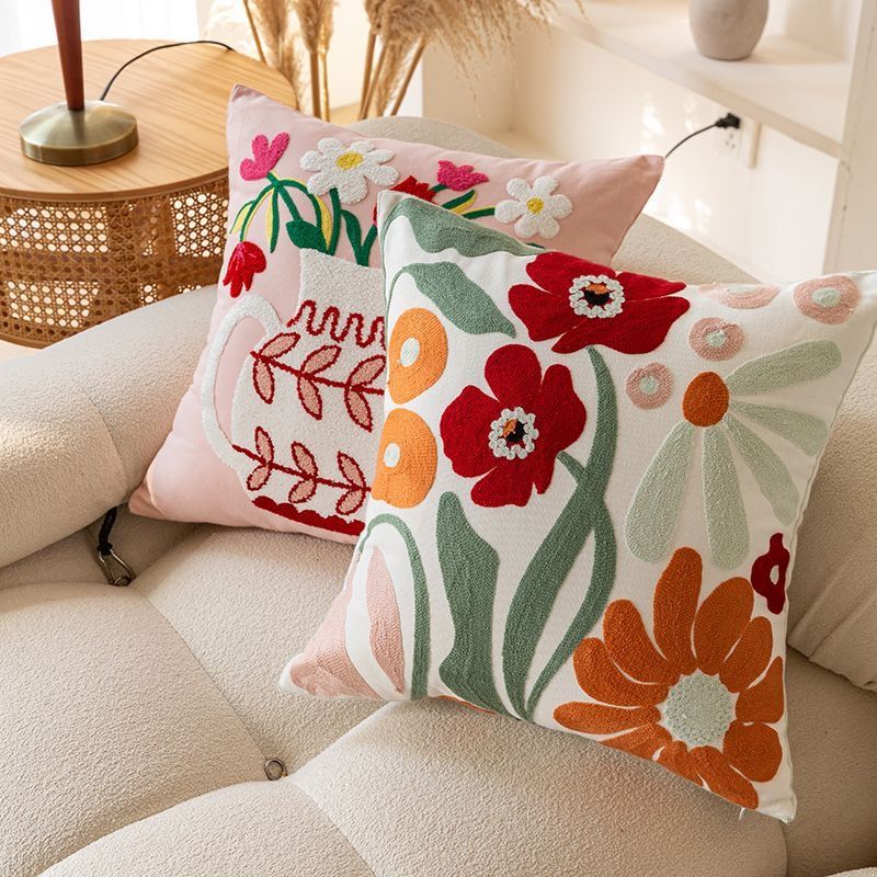 2023新款沙发抱枕刺绣花朵郁金香抱枕套不含芯客厅靠枕套床头靠垫
