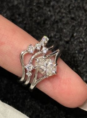 轻奢高级感中古不规则弯曲镶钻鸽子蛋六爪戒指精致叠戴三合一套戒