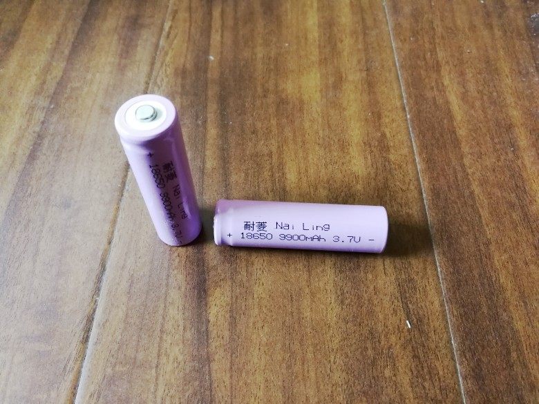 锂电池强光手电手电筒可充电18650电池强光LED手电专用电池包邮,淘宝优惠券,粉丝福利购,淘宝优惠卷