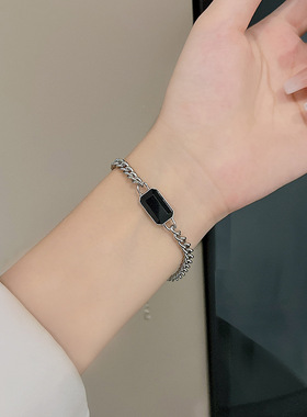 轻奢小众百搭气质黑色宝石手链女欧美街拍嘻哈风网红同款粗链手饰
