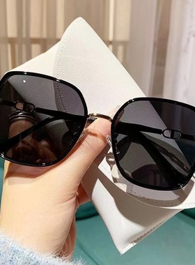 女士太阳镜2024新款高级感太阳镜