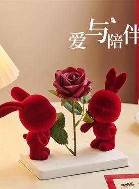 高级感小众小摆件创意永生花情侣兔子摆件订婚家居装饰品小众高级