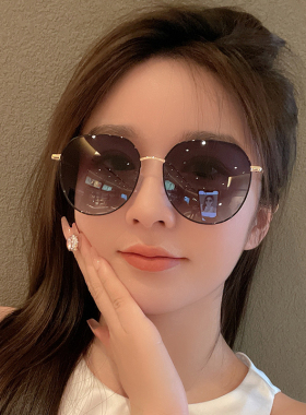 高级感时尚墨镜女士开车防紫外线