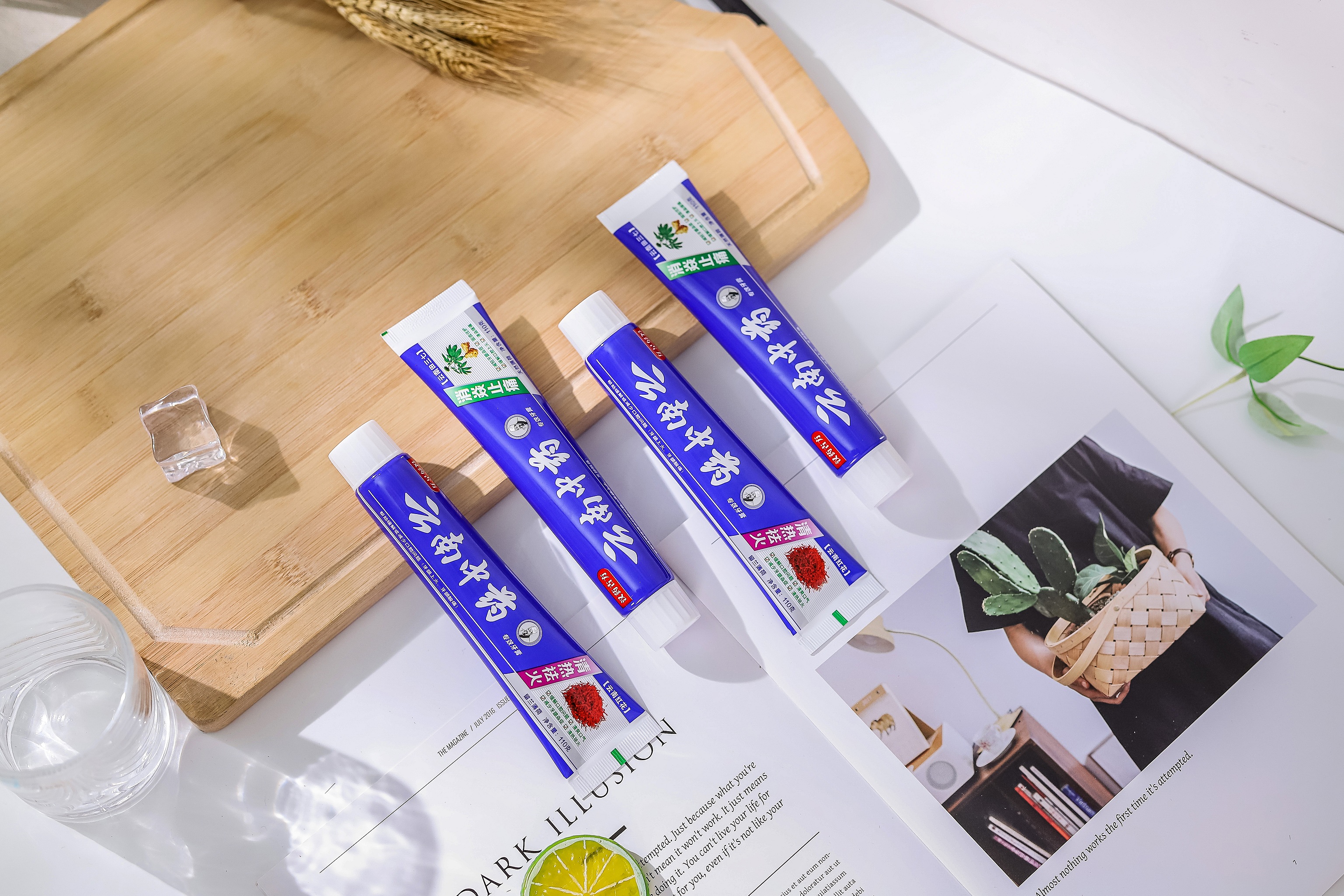 创富佳五金专营店原装云南中药110g牙膏去口臭去火清新口气牙龈出血护理家庭实惠装0