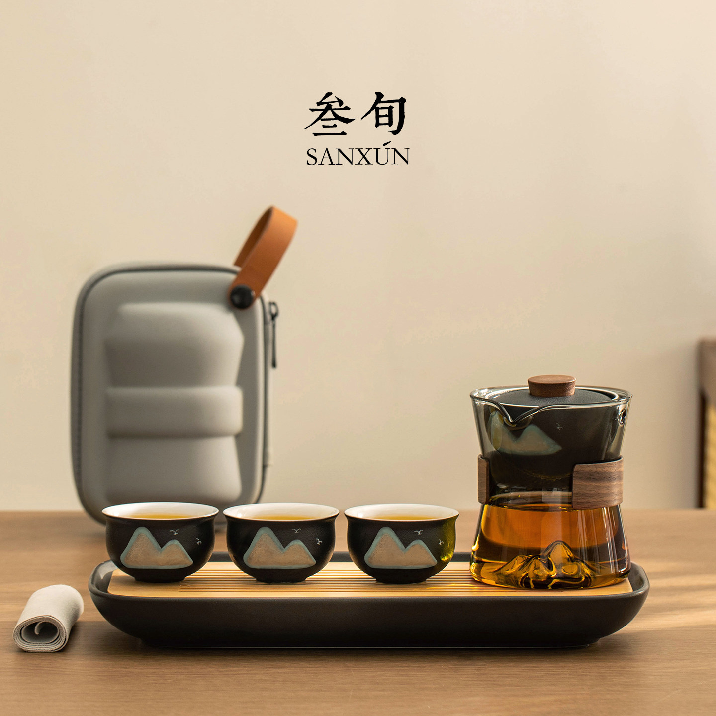 Portable outdoor teapot specially designed for brewing small green mandarin oranges