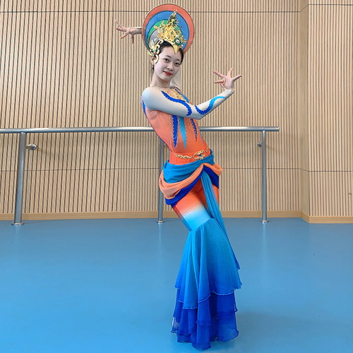 新款飞天舞蹈演出服装民族古典舞敦煌丝路女汉服反弹琵琶舞表演服 - 图2
