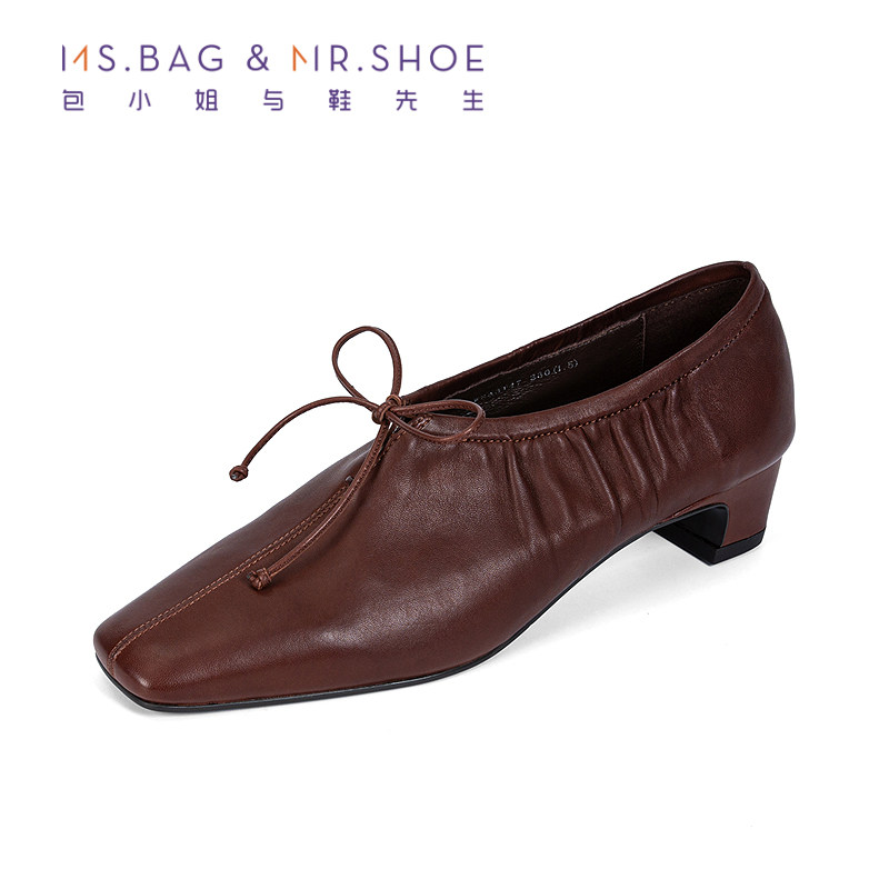 包小姐与鞋先生2025年秋季新款羊皮手工褶皱粗跟深口单鞋253147,淘宝优惠券,粉丝福利购,淘宝优惠卷