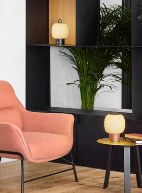 【自营】Lladro/雅致无线台灯礼物饰品卧室装饰灯LED灯照明灯礼物