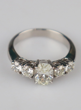 【自营】中古95新日本进口商品椭圆形切工钻石戒指