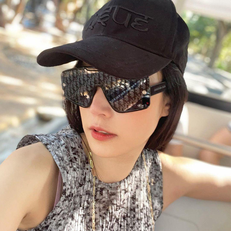  天猫国际自营时尚范太阳眼镜