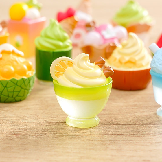 Micro landscape creative summer delicious ice cream cake mini summer drink ice cup model desk small ornaments
