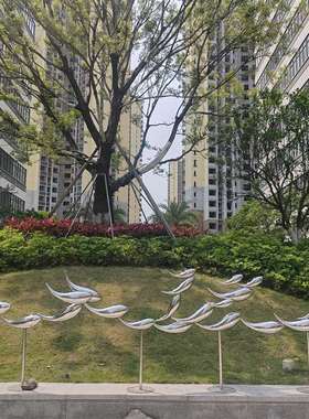 不锈钢抽象叠加多层小鱼摆件