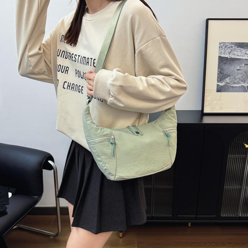 New Lulu croissant bag, lightweight large-capacity dumpling bag, shoulder crossbody bag, sports fitness yoga bag
