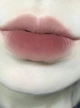 指尖唇釉唇泥唇彩女学生平价素颜
