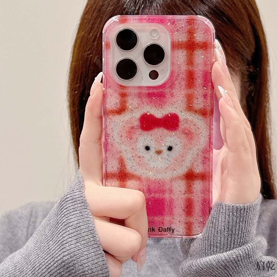 启乾 闪粉格纹雪莉玫饼饼iPhone16/15手机壳适用苹果14/13promax滴胶硬壳少女心达菲熊可爱卡通动漫新款防摔
