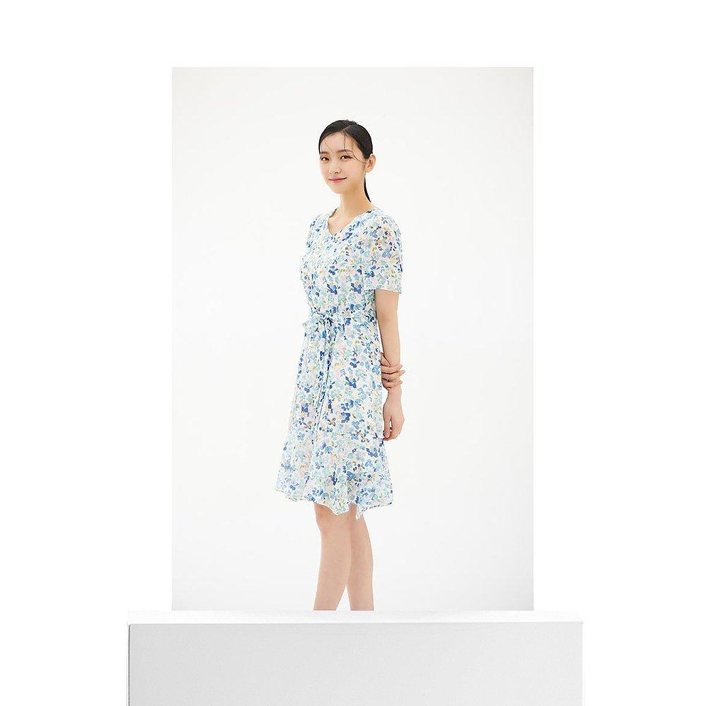  天猫国际探物韩国连衣裙