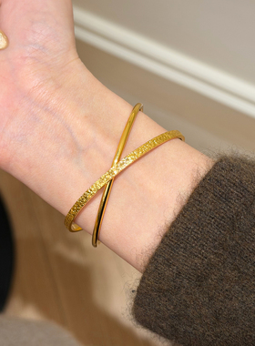 谷岚碎冰冰爆闪双环闭口手镯