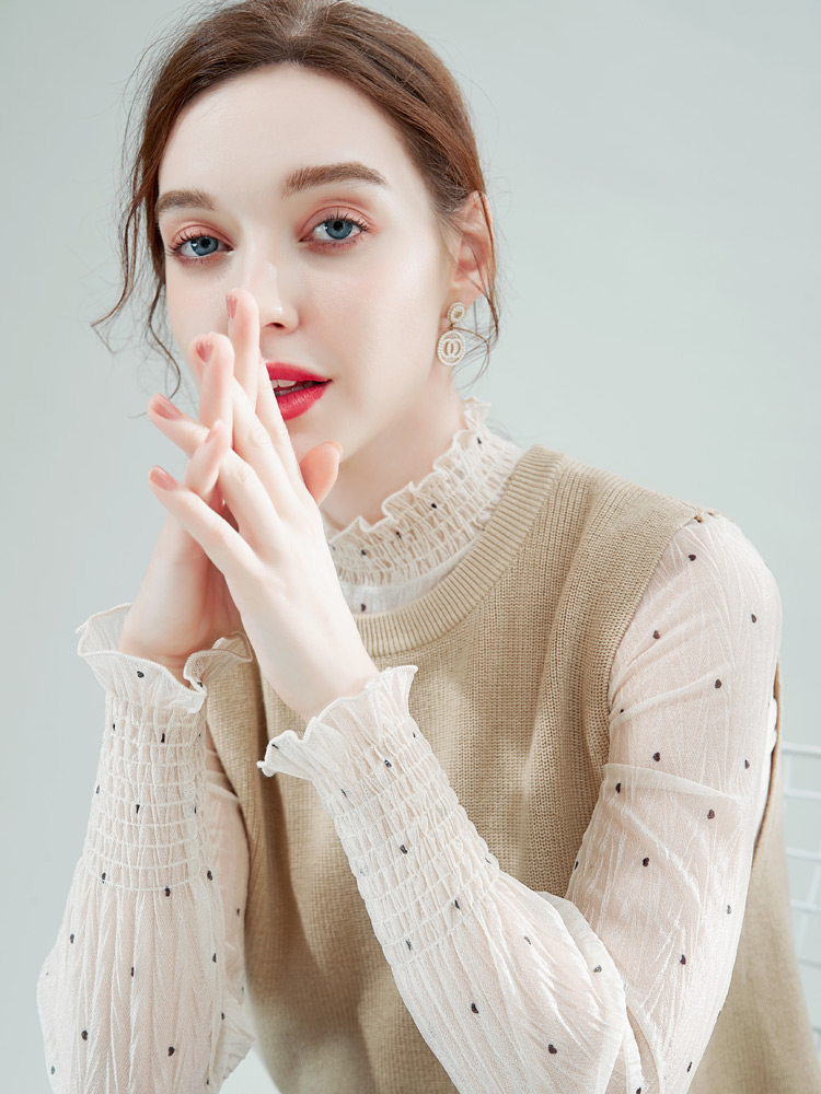 白色百褶2020新款波点洋气女雪纺衫 温娴蕾丝衫/雪纺衫