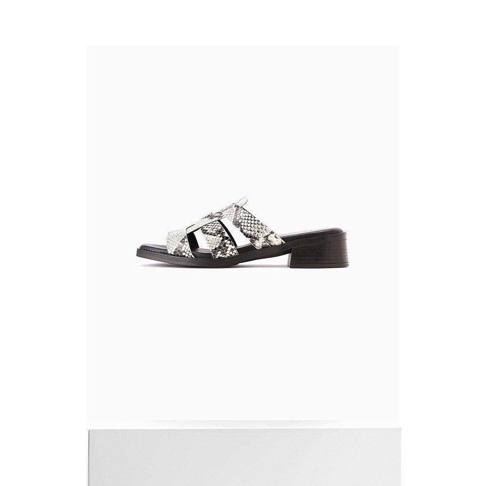 1h可退 日本直邮Wikers女士复古风低跟凉鞋 黑色 Patent材质 广场,淘宝优惠券,粉丝福利购,淘宝优惠卷