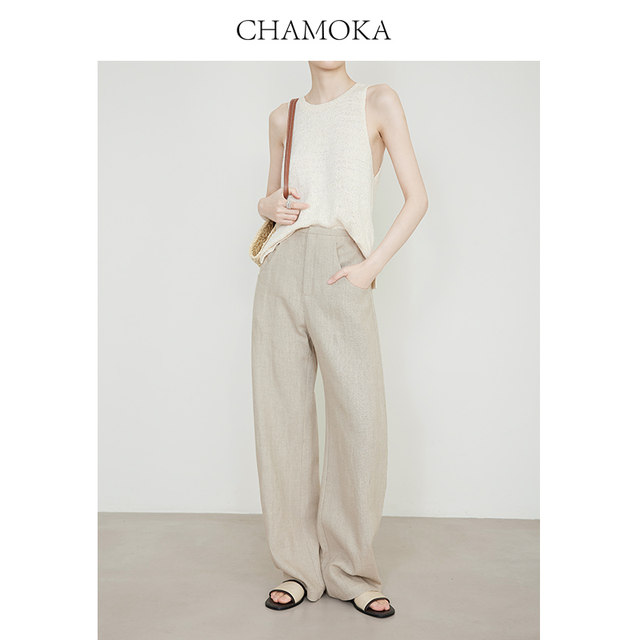 Xia Moka wears A4 waistline linen casual pants