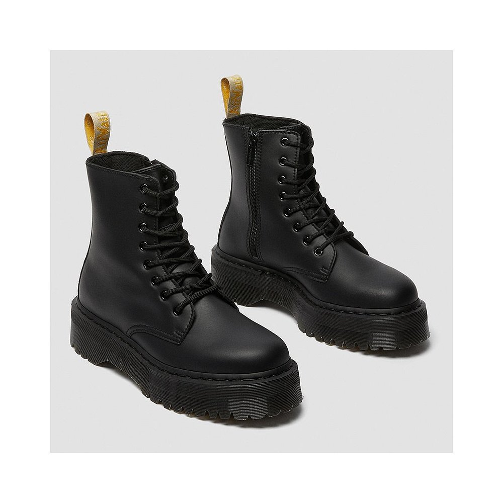 欧洲直邮DR. MARTENS 男女同款黑色合成皮革哑光效果饰面8孔厚底 - 图0