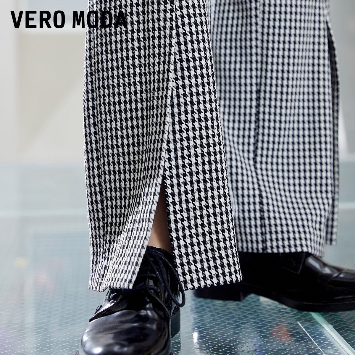 Vero Moda奥莱夏季清仓通勤千鸟格微喇开叉百搭休闲裤子女 - 图2