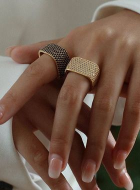 镶满夸张时尚风风潮流跨境锆宽版方形女冷淡设计戒指微戒指ins