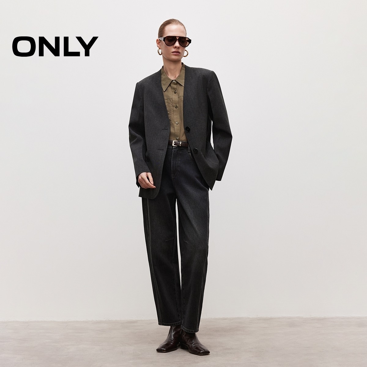 ONLY2026春季新款通勤风简约时尚V领设计长袖正肩纯色西服外套女,淘宝优惠券,粉丝福利购,淘宝优惠卷