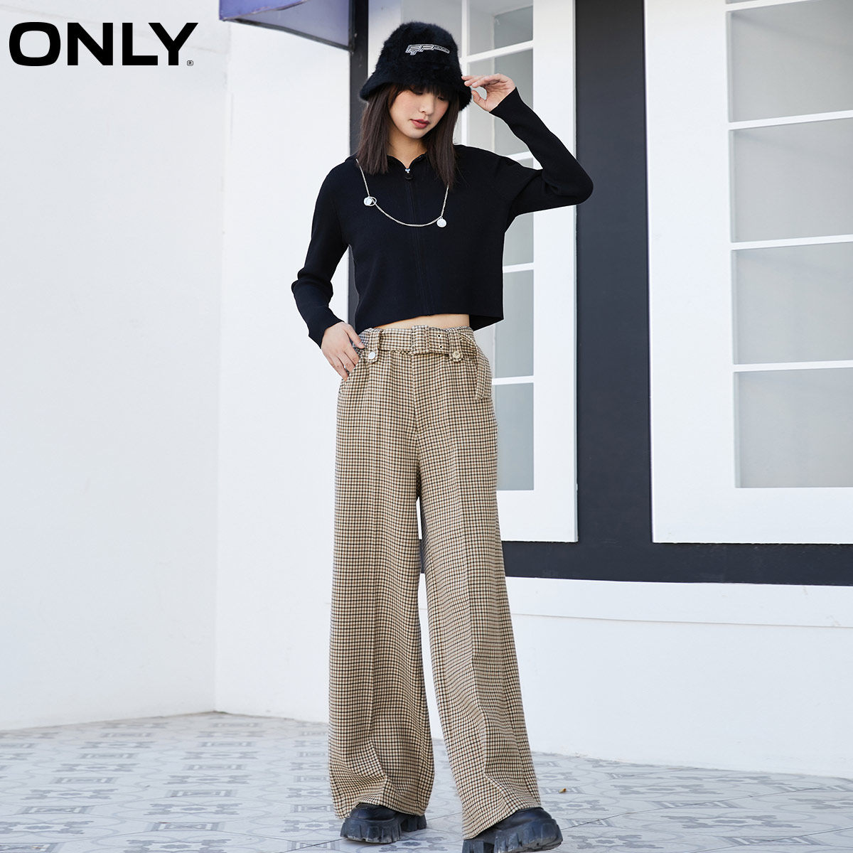 only2021短款修身连帽休闲针织开衫 ONLYoutlets店毛针织衫