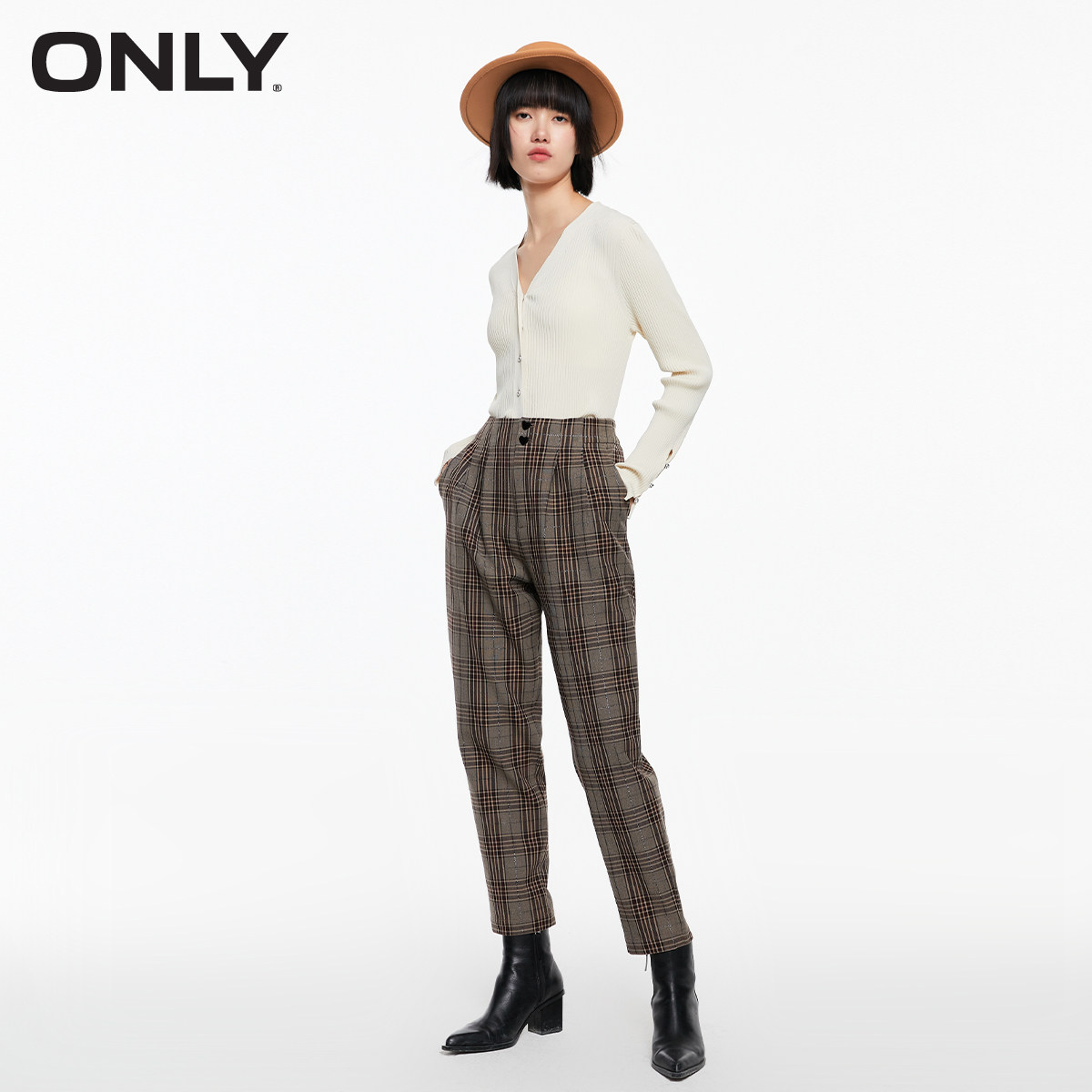 only2021冬季新款显瘦直筒休闲裤 ONLYoutlets店休闲裤