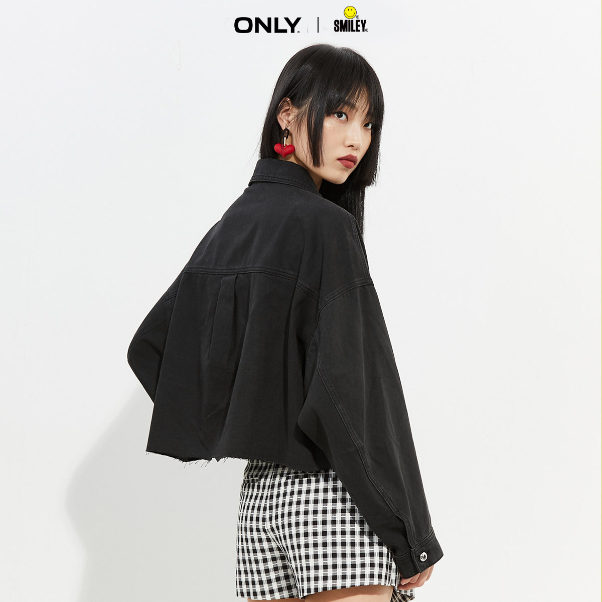only2021秋季smiley笑脸联名款外套 ONLYoutlets店短外套