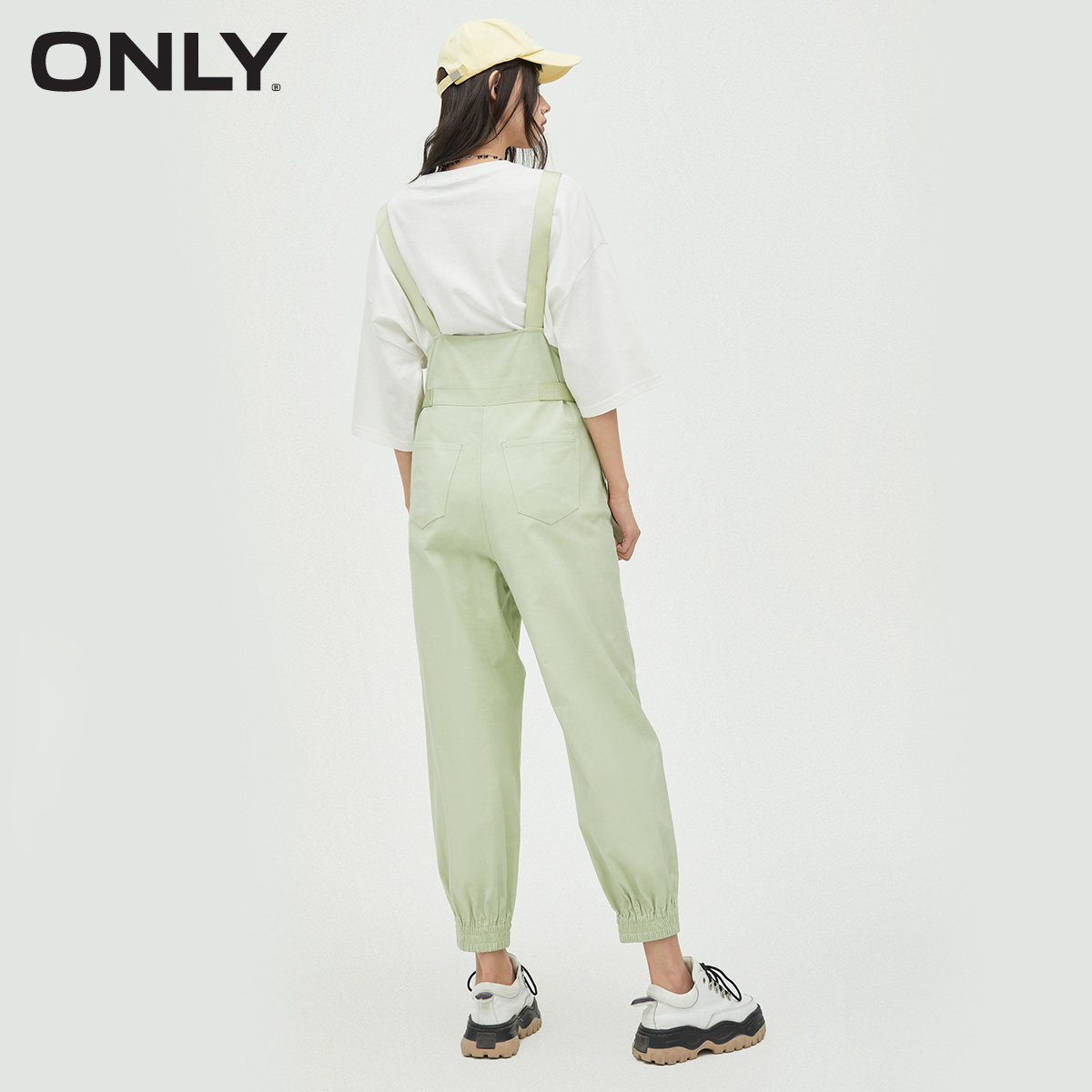 only2021夏季新款甜酷工装风背带裤 ONLYoutlets店休闲裤