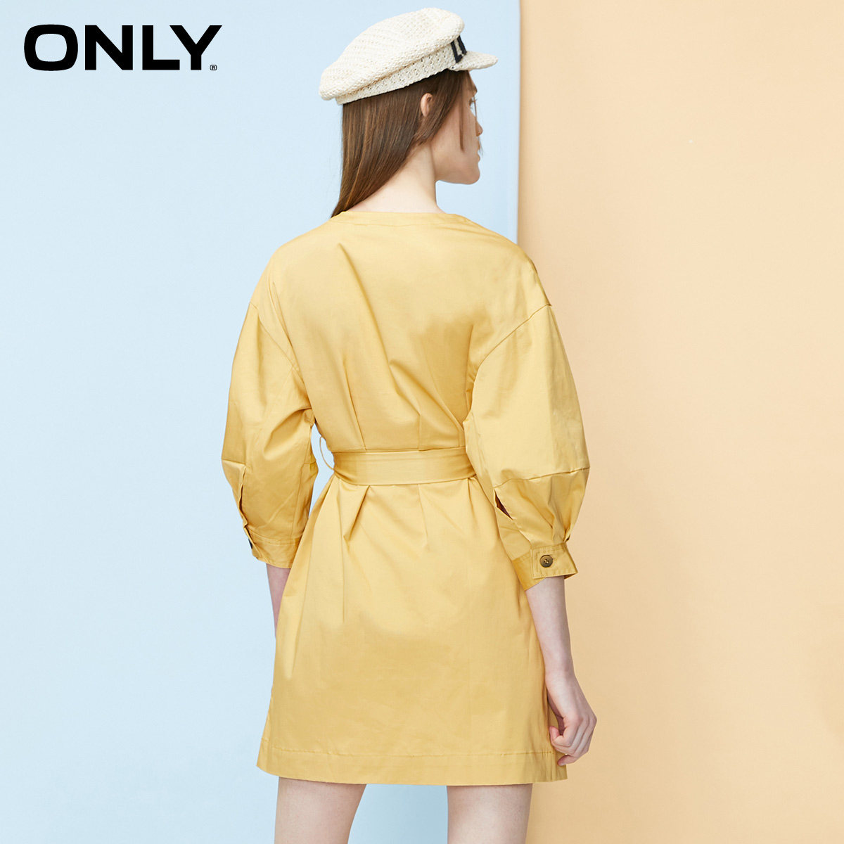 only奥莱冬季新款v领短款风连衣裙 ONLYoutlets店连衣裙