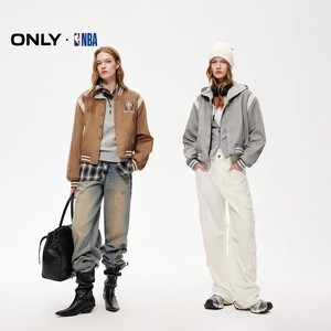 ONLY2025冬季新款NBA合作系列短款复古棒球拼接刺绣夹克风衣女