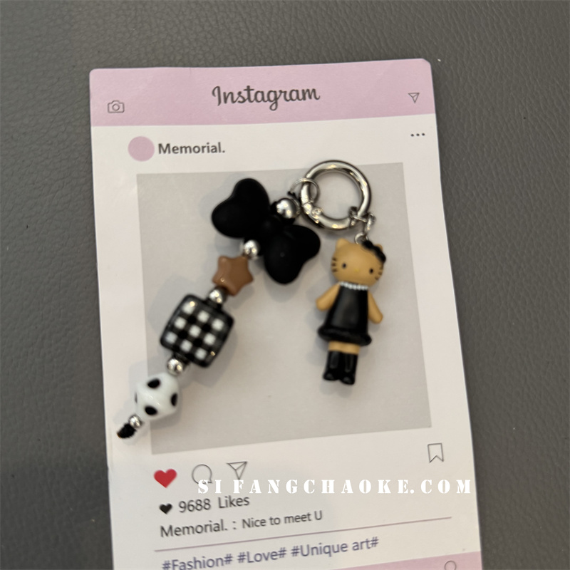 甜酷风卡通小猫车钥匙扣手机壳挂件书包包包挂绳格子早秋款 - 图0